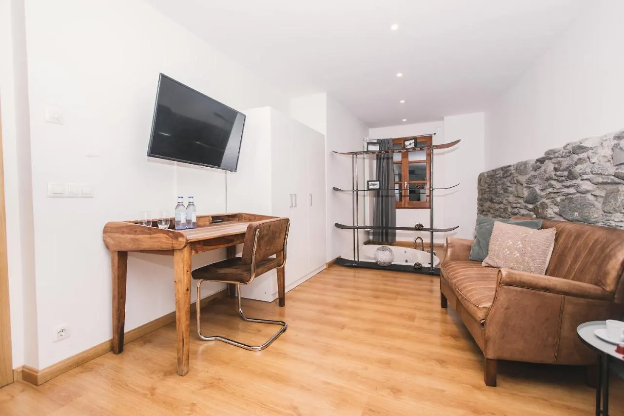 Secret Spot Hostel La Massana